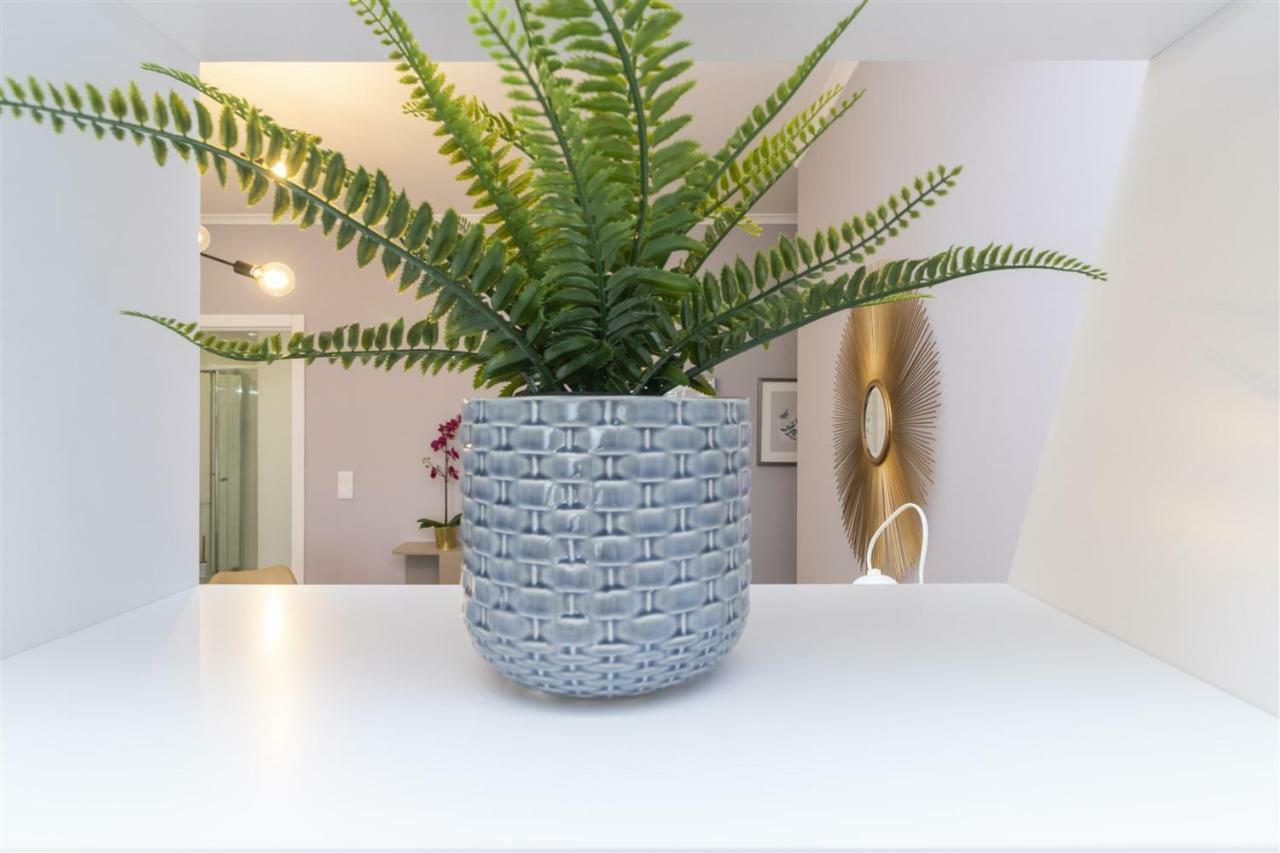 Apartamento Calçada Dos Barbadinhos
